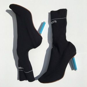 [SOLD] VETEMENTS LIGHTER HEEL —